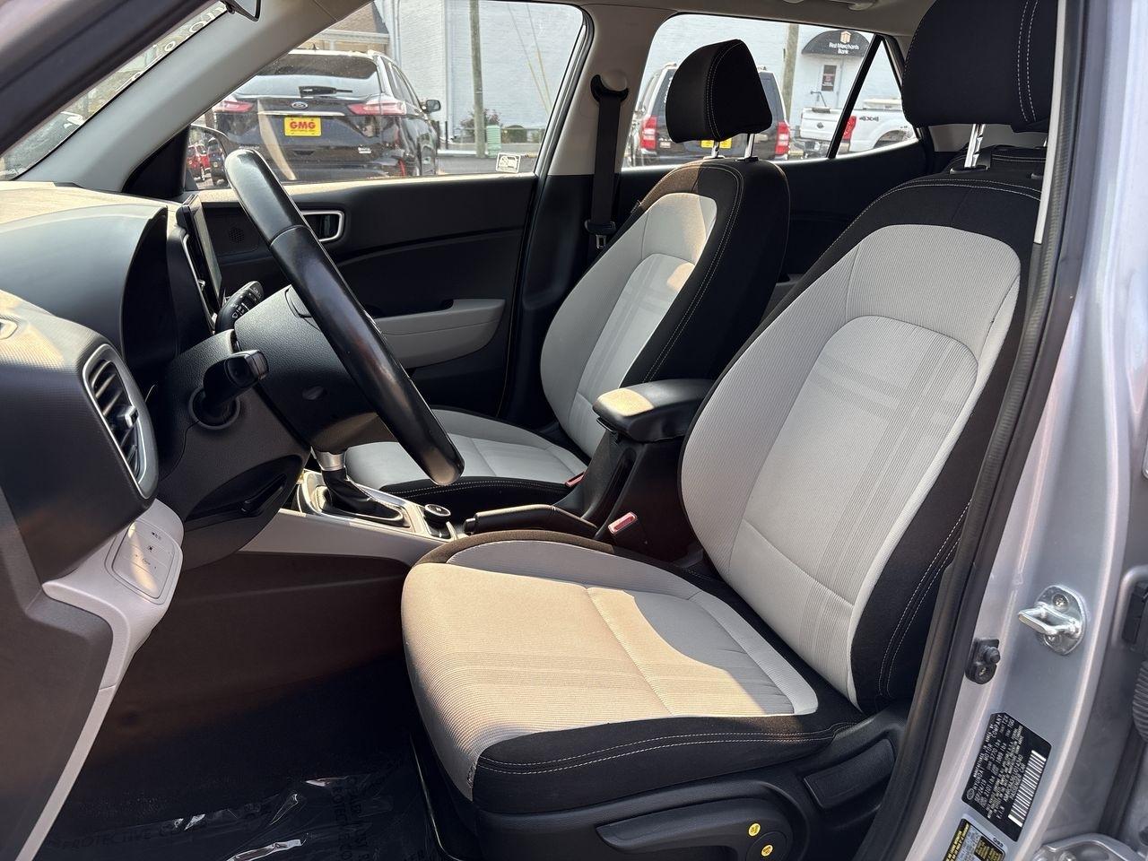 Hyundai Venue SEL IVT 2020