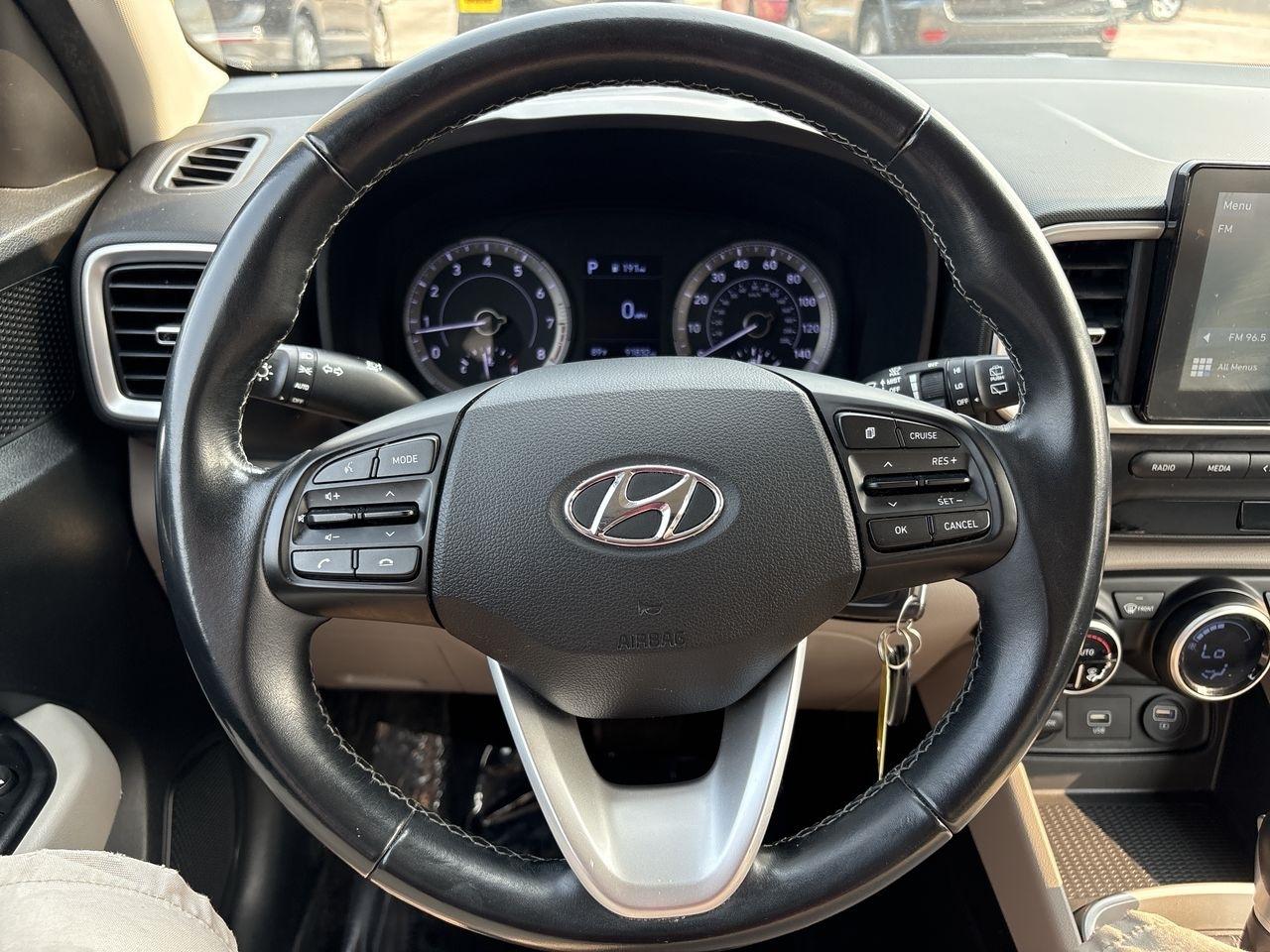 Hyundai Venue SEL IVT 2020