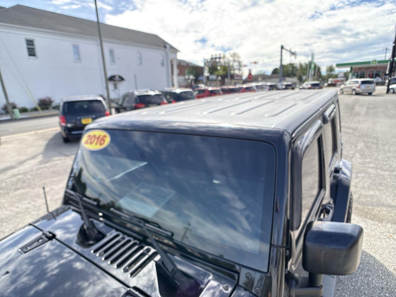 Jeep Wrangler Unlimited 4WD 4dr Freedom *Ltd Avail* 2016