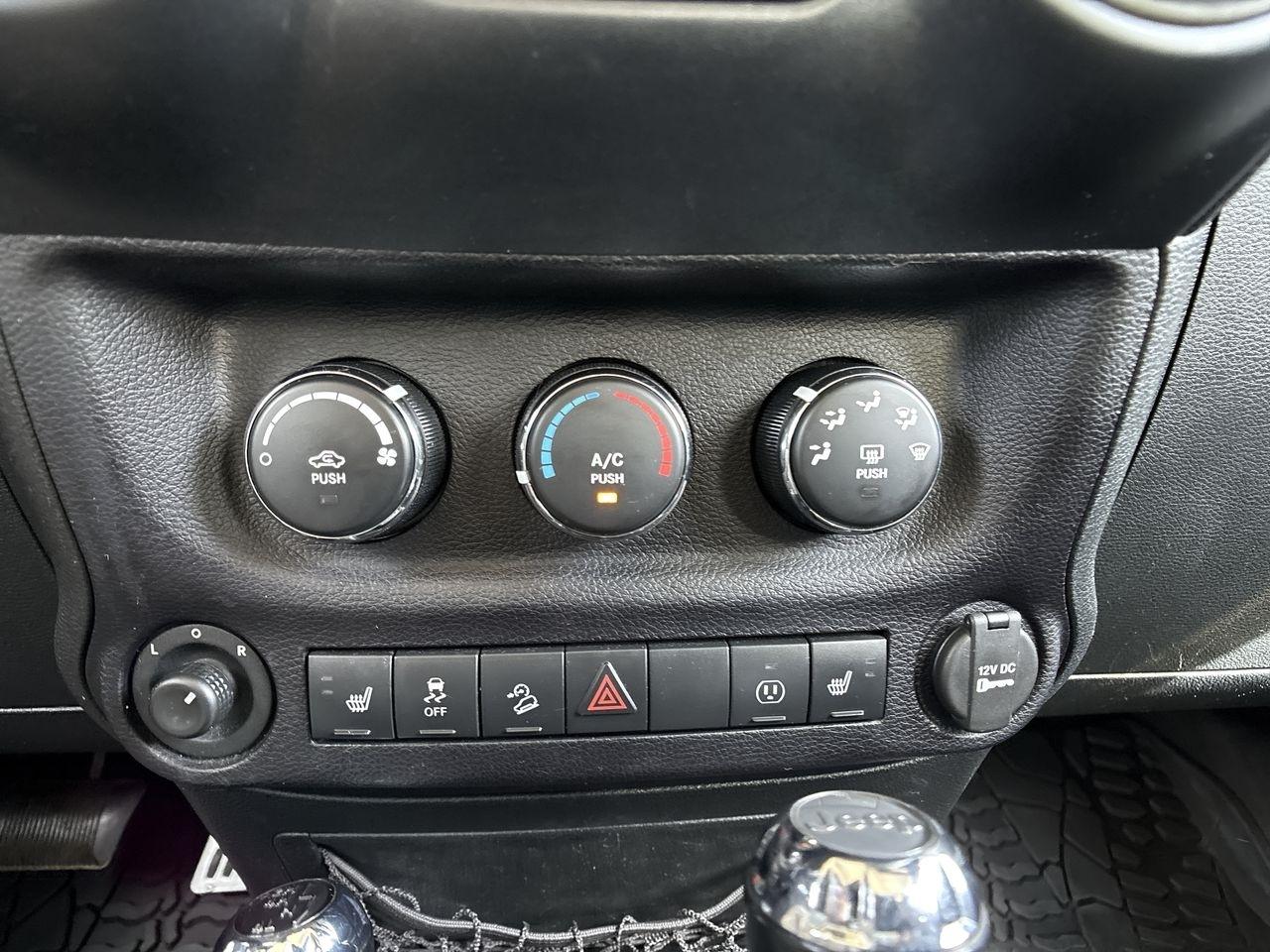 Jeep Wrangler Unlimited 4WD 4dr Freedom *Ltd Avail* 2016