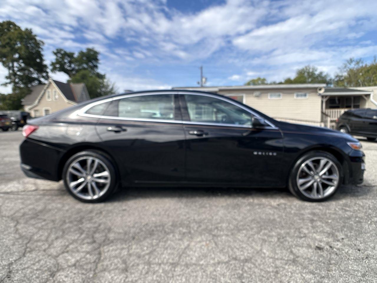 Chevrolet Malibu 4dr Sdn LT 2022
