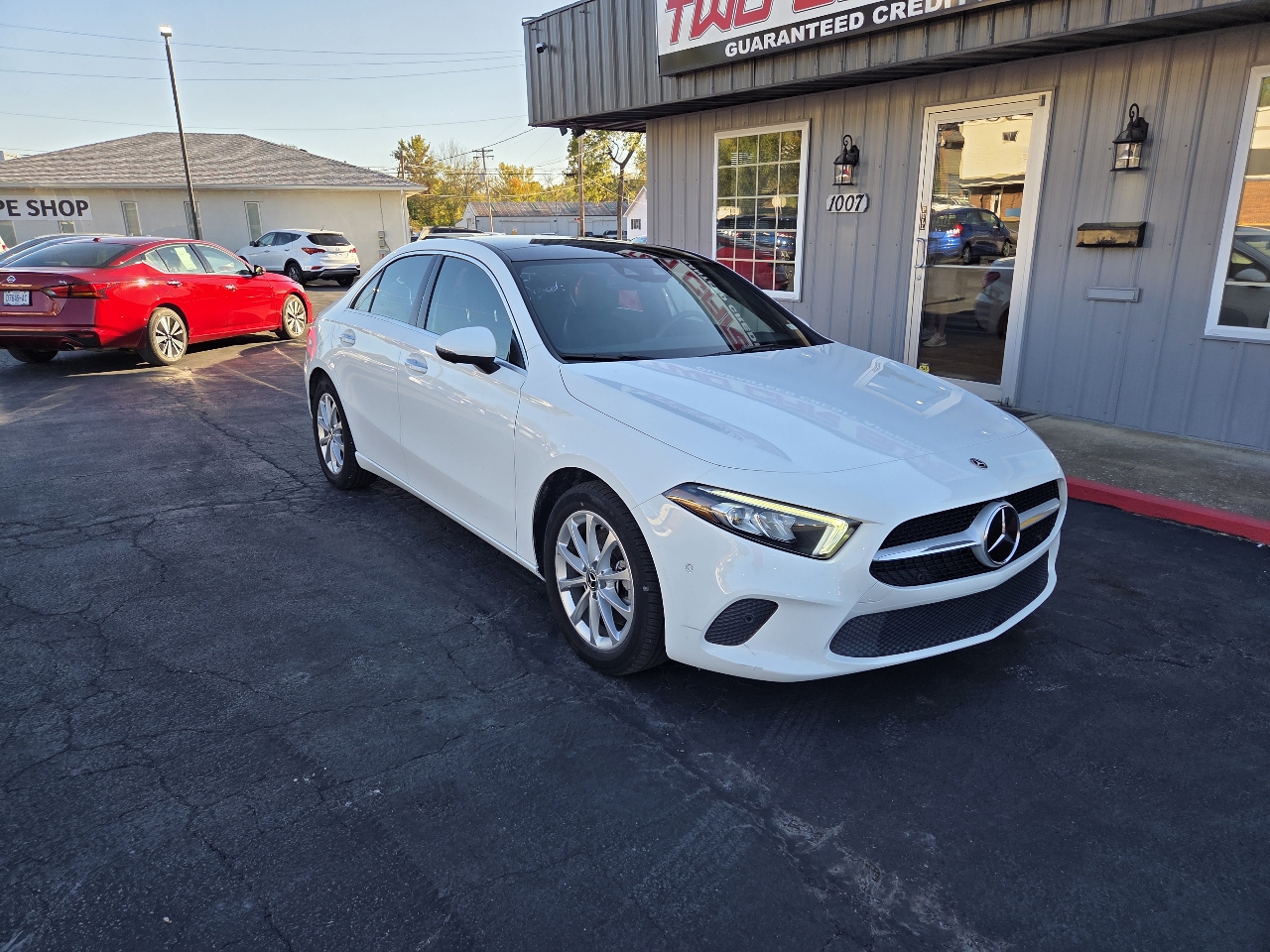 2021 Mercedes Benz A 220 4MATIC photo 4