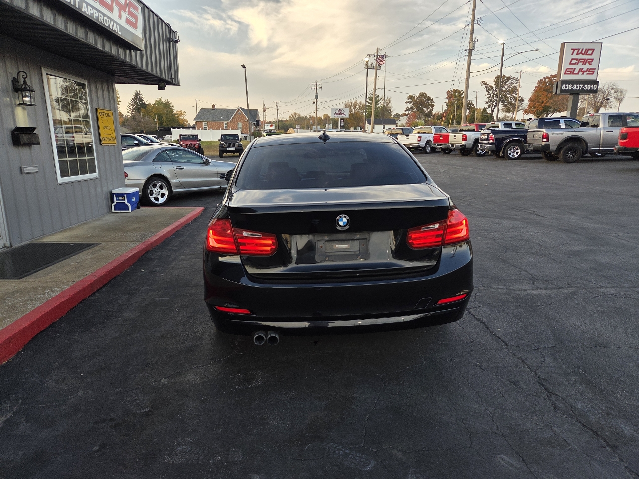 BMW 3-Series 328i Sedan 2012