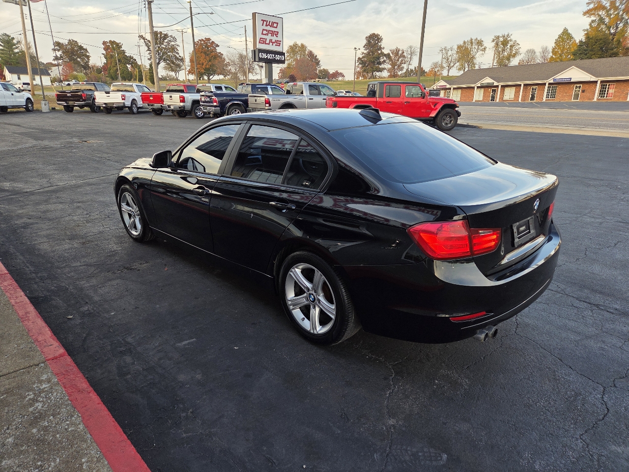 BMW 3-Series 328i Sedan 2012