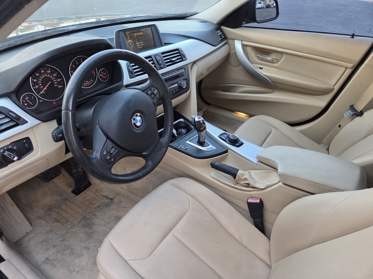 BMW 3-Series 328i Sedan 2012