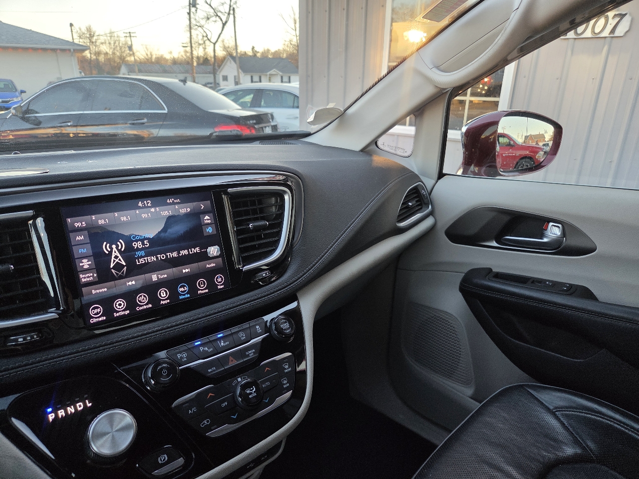 Chrysler Pacifica Limited 2018