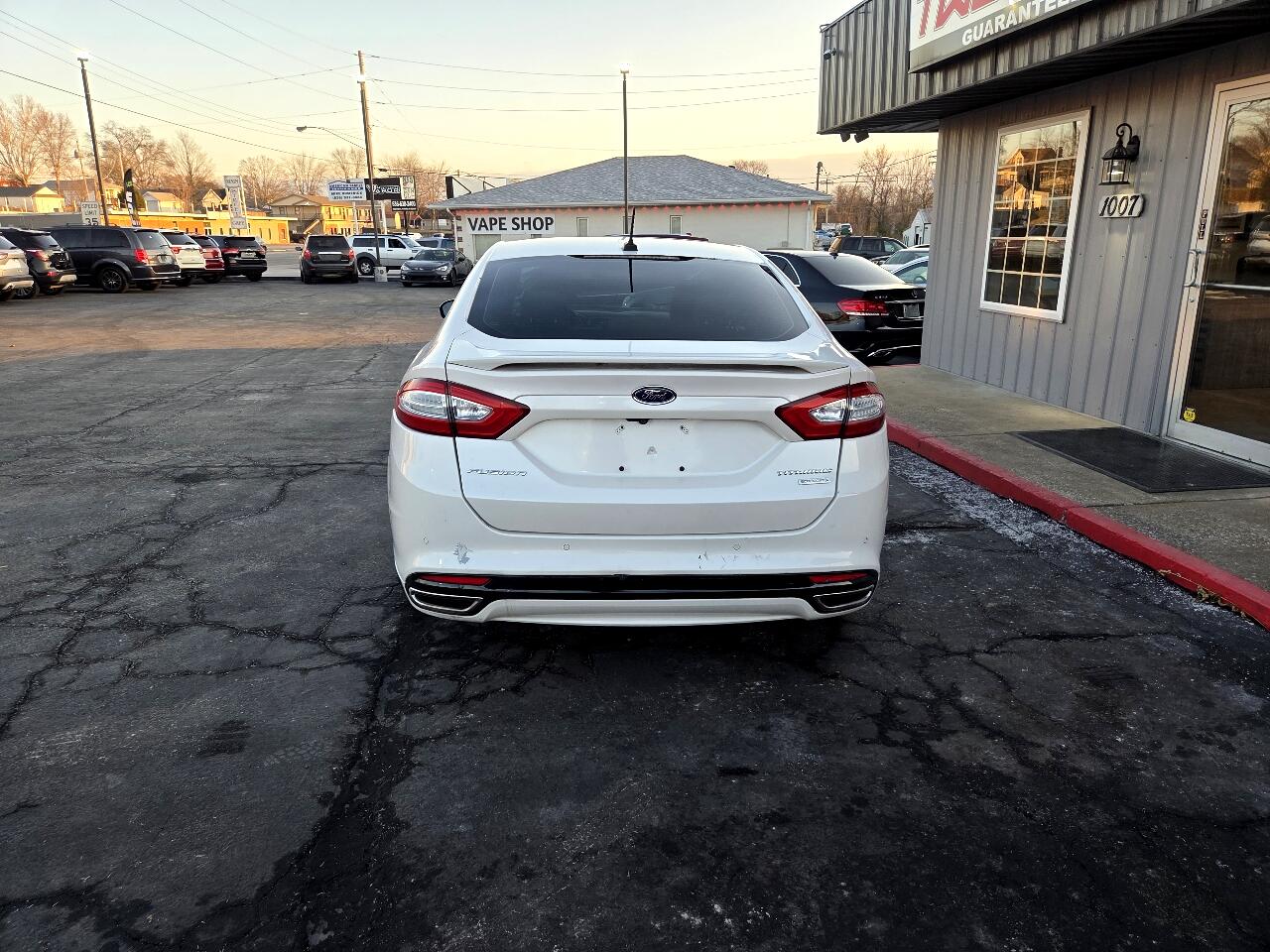 Ford Fusion Titanium 2016