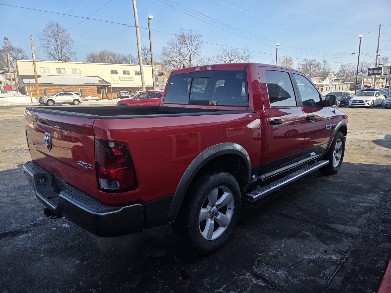 RAM 1500 SLT Crew Cab SWB 4WD 2013