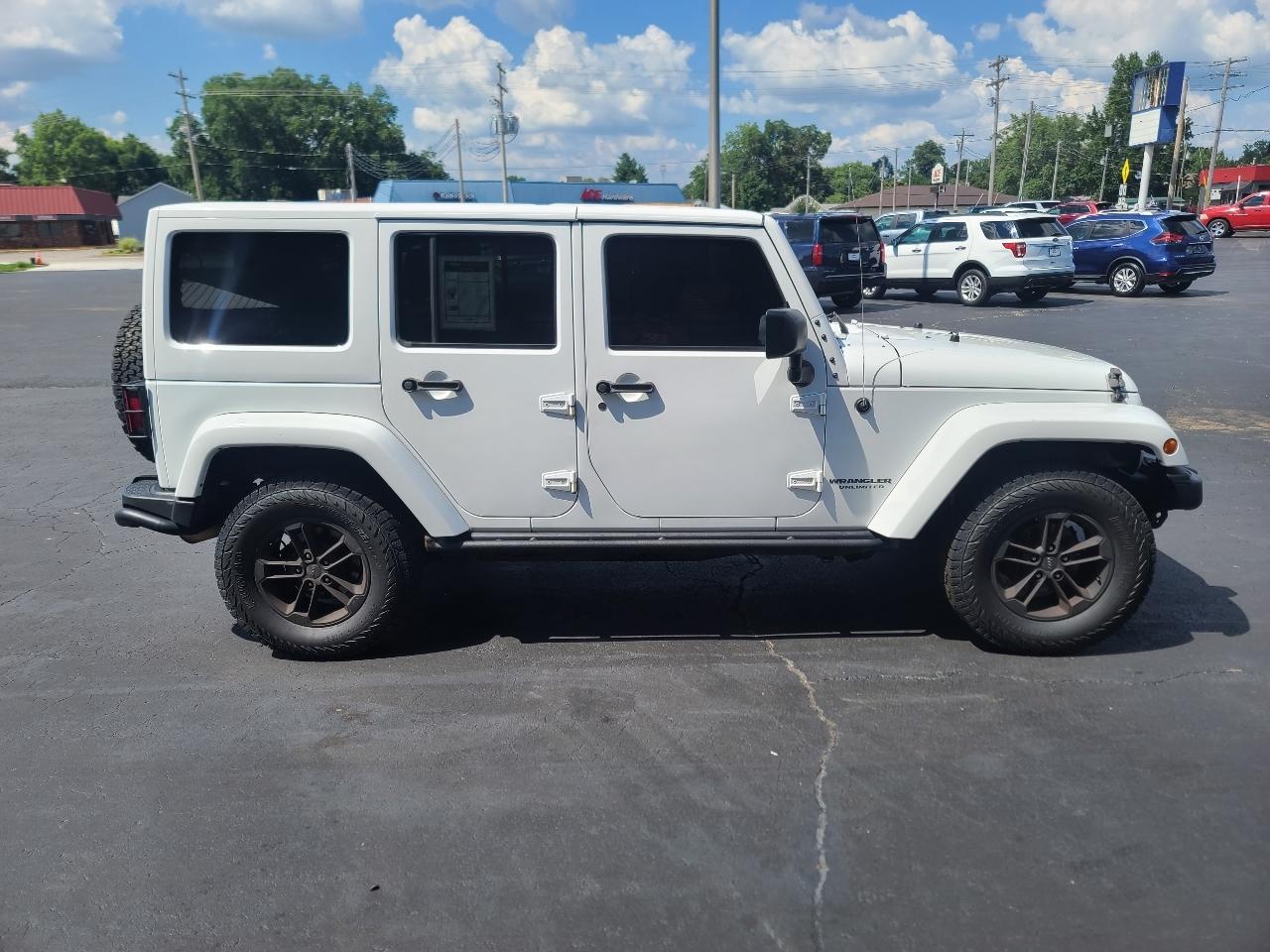 Jeep Wrangler Unlimited Sahara 4WD 2017