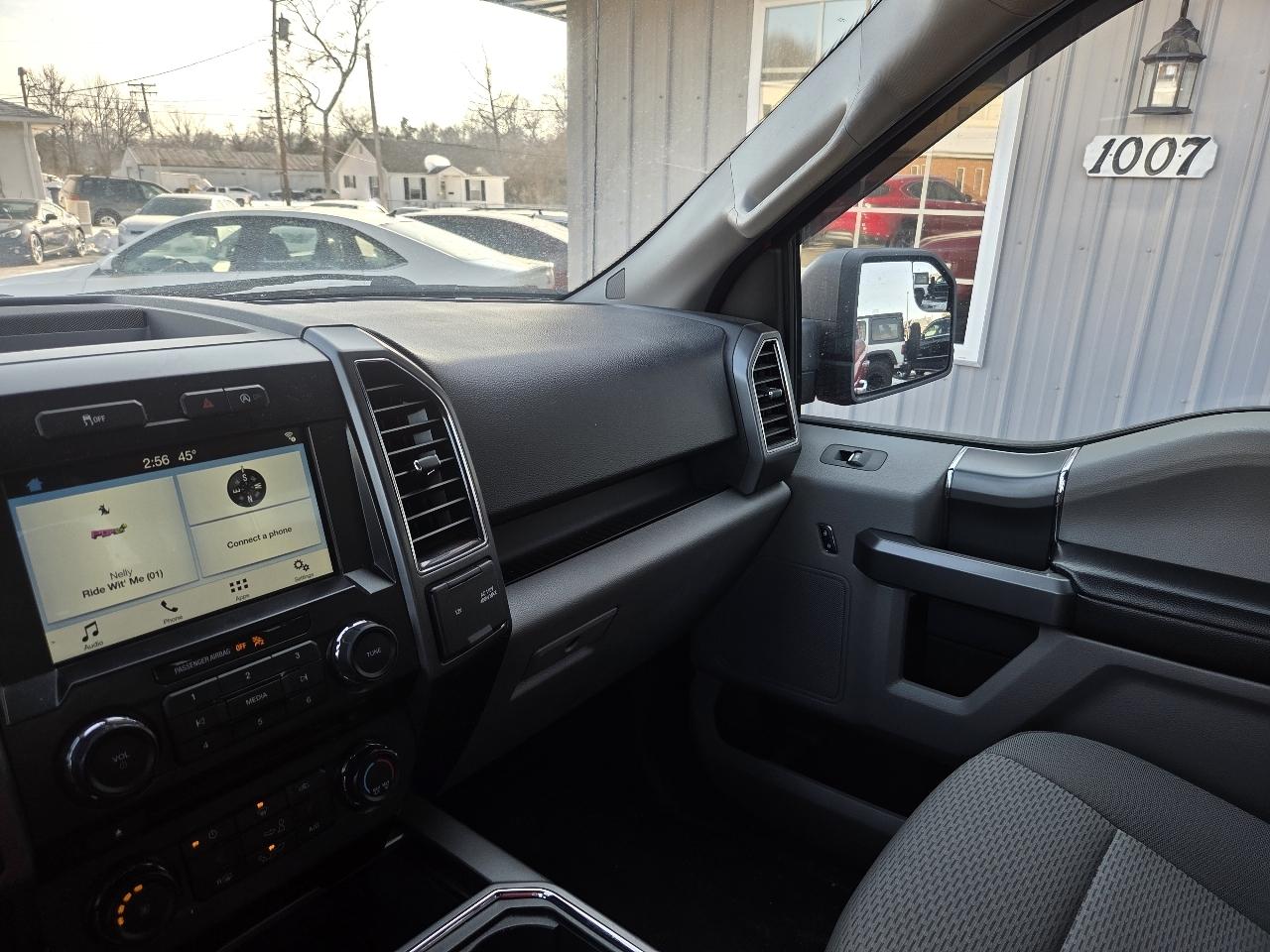 Ford F-150 Lariat SuperCrew 6.5-ft. Bed 4WD 2017