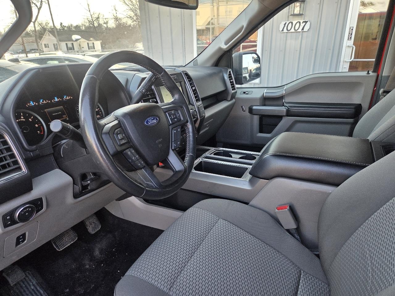 Ford F-150 Lariat SuperCrew 6.5-ft. Bed 4WD 2017