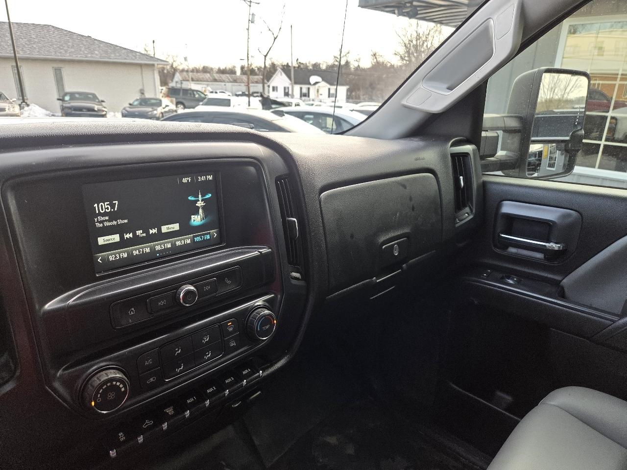 Chevrolet Silverado 3500HD Work Truck Crew Cab 4WD 2018