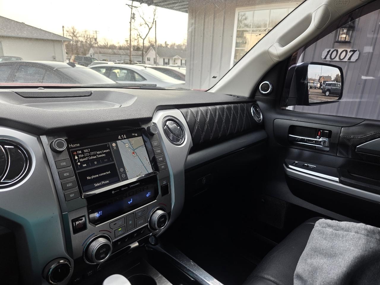 Toyota Tundra Platinum CrewMax 5.7L 4WD 2020