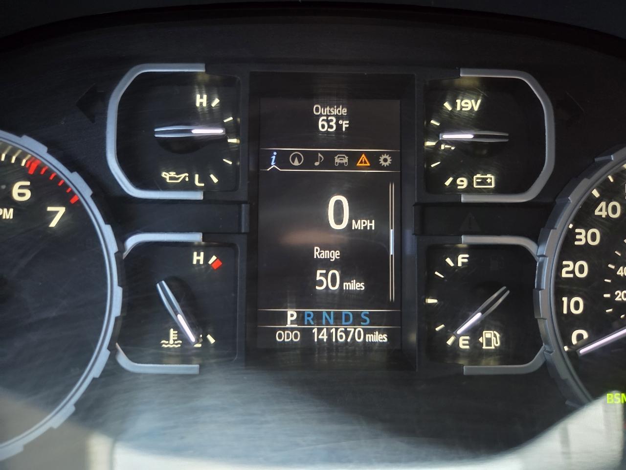 Toyota Tundra Platinum CrewMax 5.7L 4WD 2020