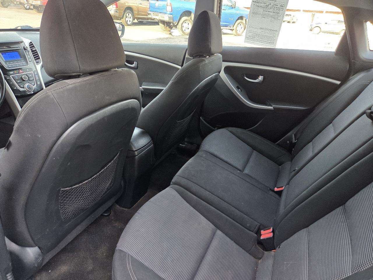 Hyundai Elantra GT A/T 2016