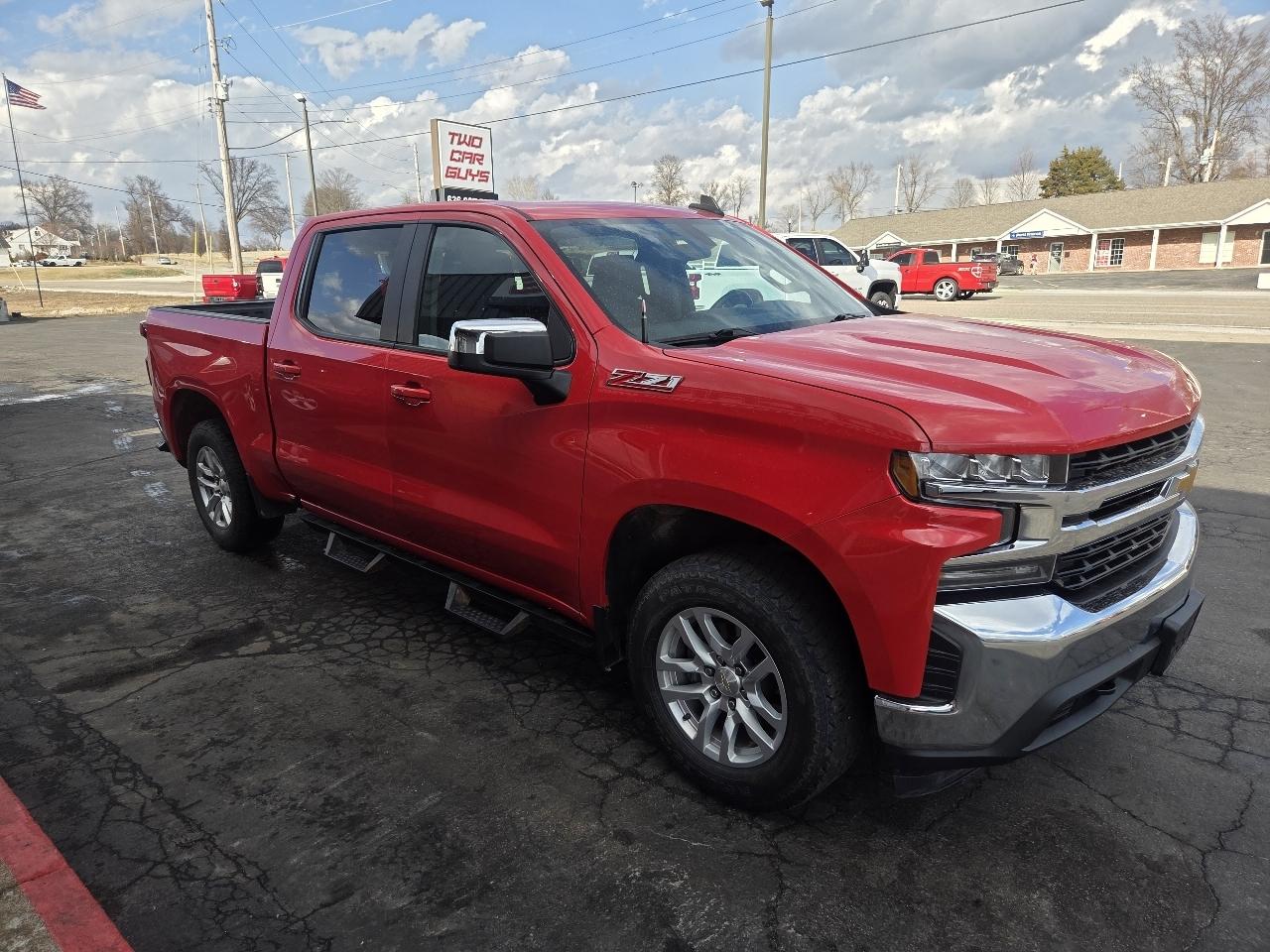 Chevrolet Silverado 1500 LT Crew Cab 4WD 2020