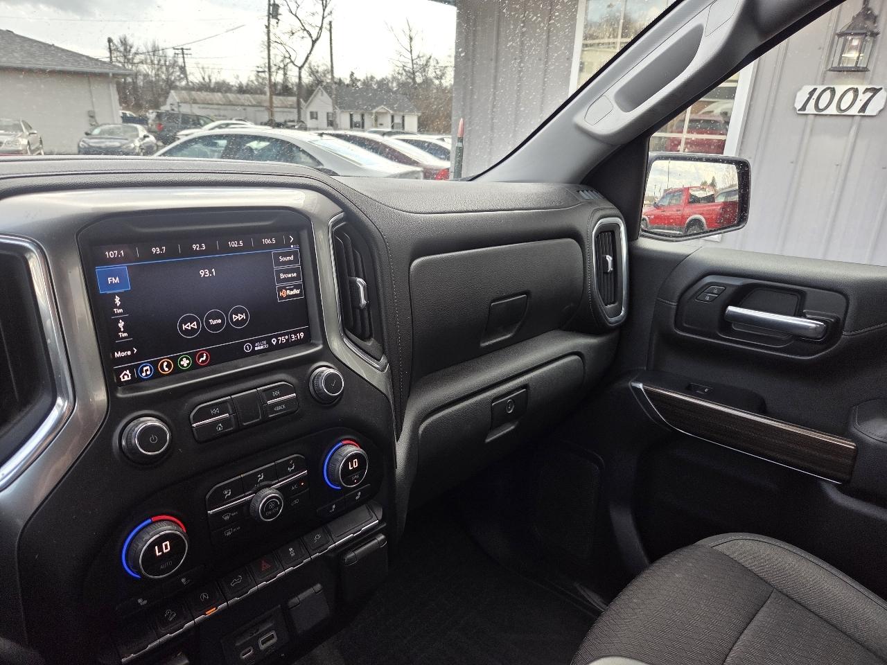 Chevrolet Silverado 1500 LT Crew Cab 4WD 2020