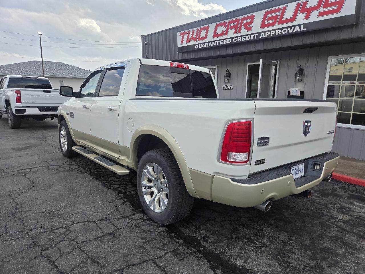 RAM 1500 Longhorn Crew Cab SWB 4WD 2016