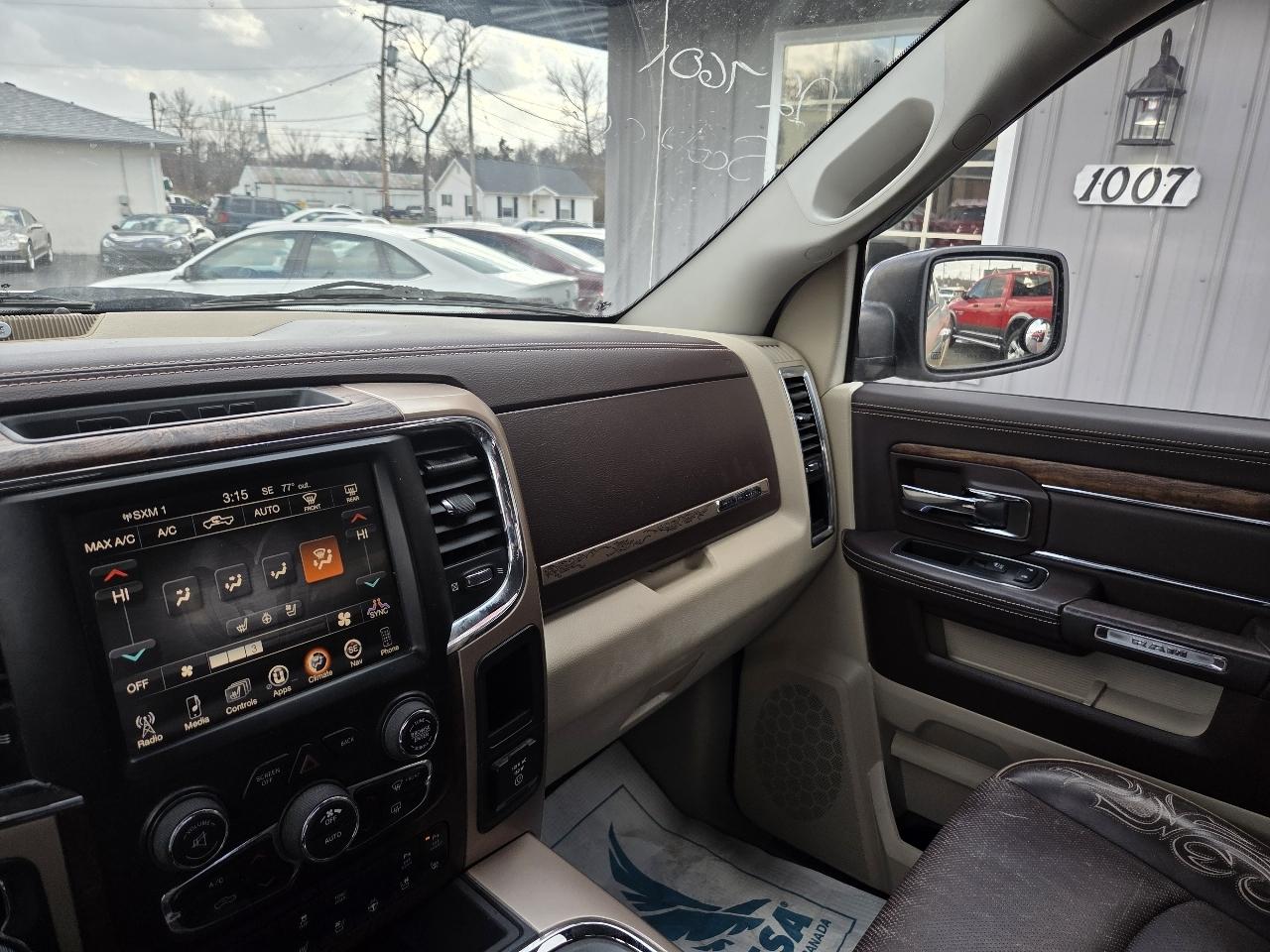 RAM 1500 Longhorn Crew Cab SWB 4WD 2016