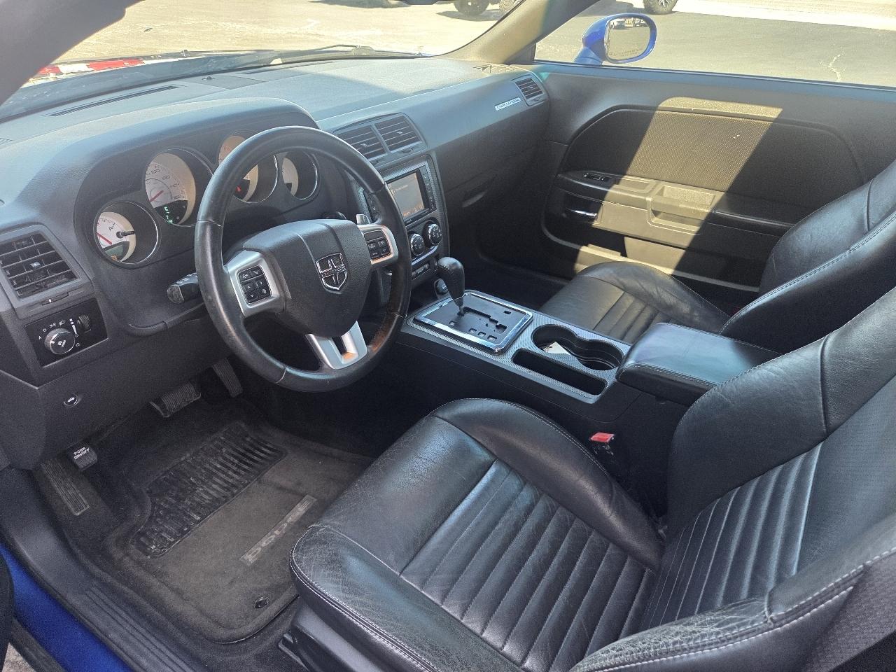 Dodge Challenger R/T 2012