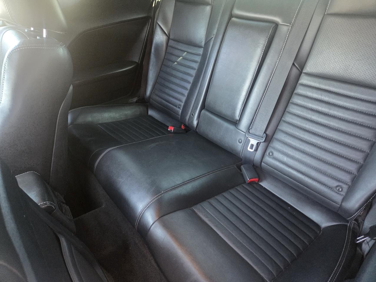 Dodge Challenger R/T 2012