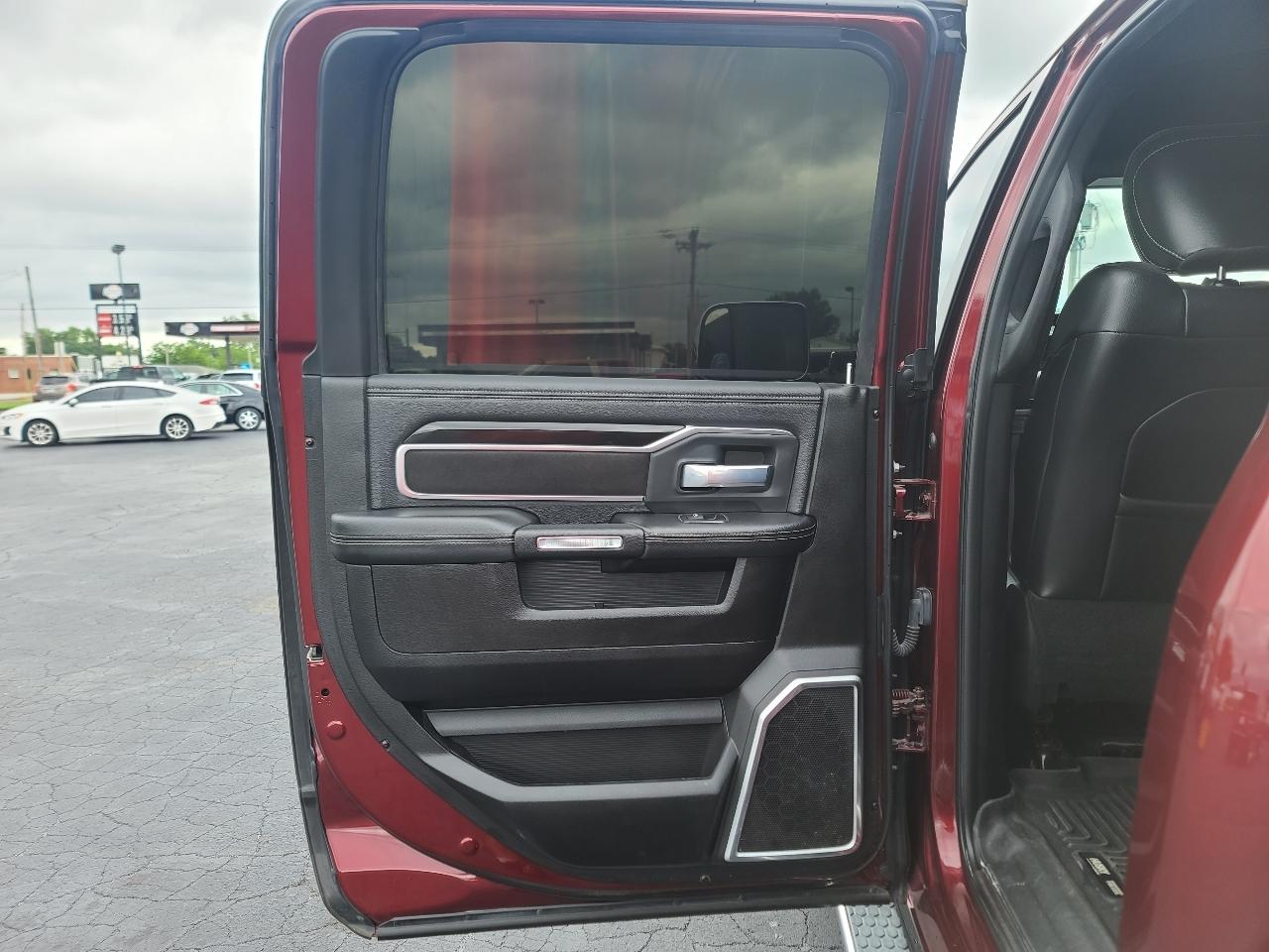 RAM 2500 Laramie Crew Cab SWB 4WD 2019