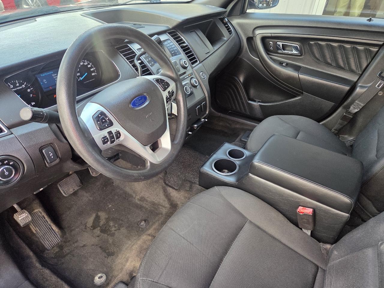 Ford Taurus LX 4D Sedan 2015