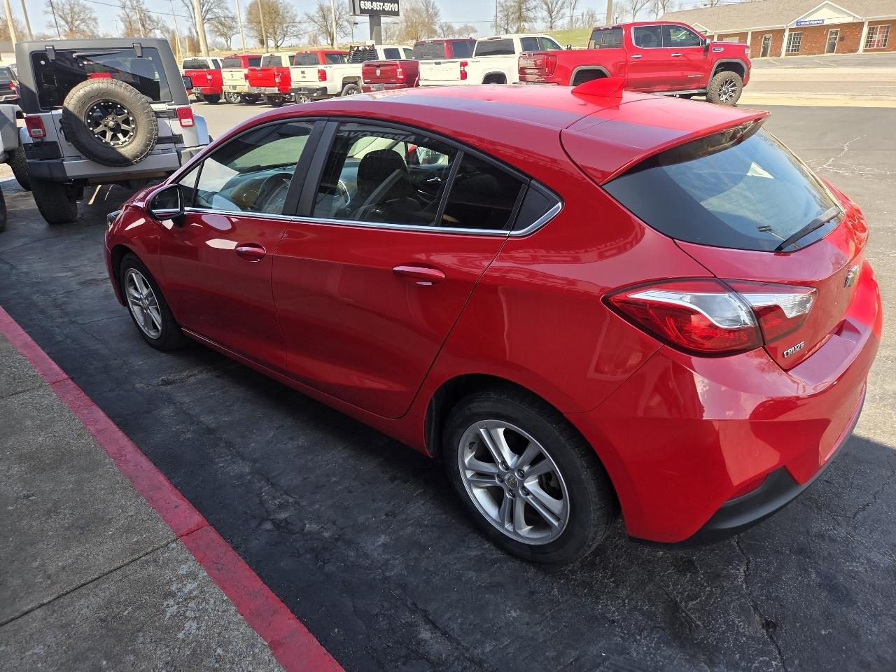 Chevrolet Cruze LT Auto Hatchback 2018