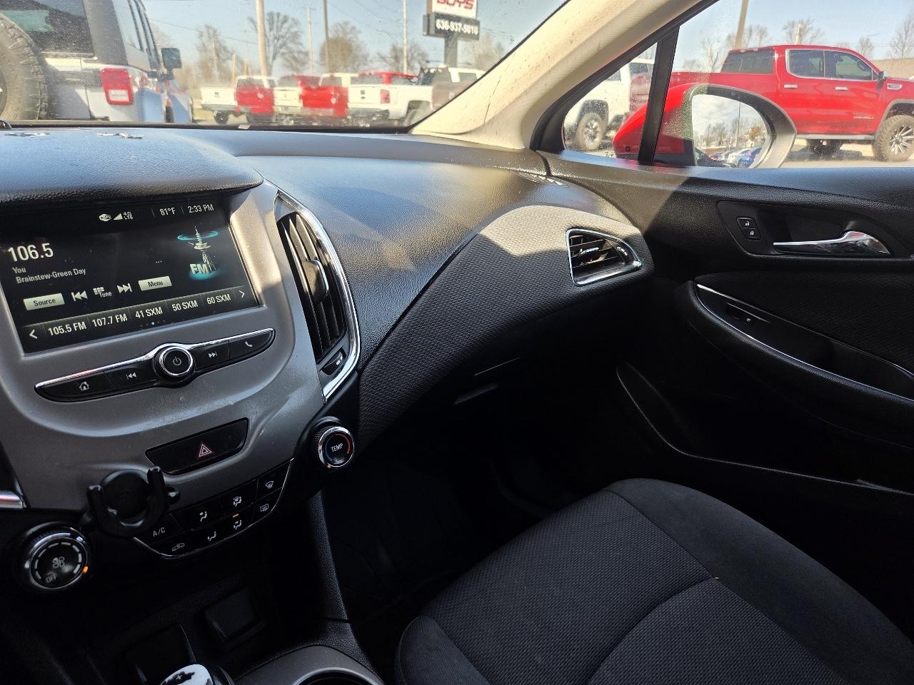 Chevrolet Cruze LT Auto Hatchback 2018