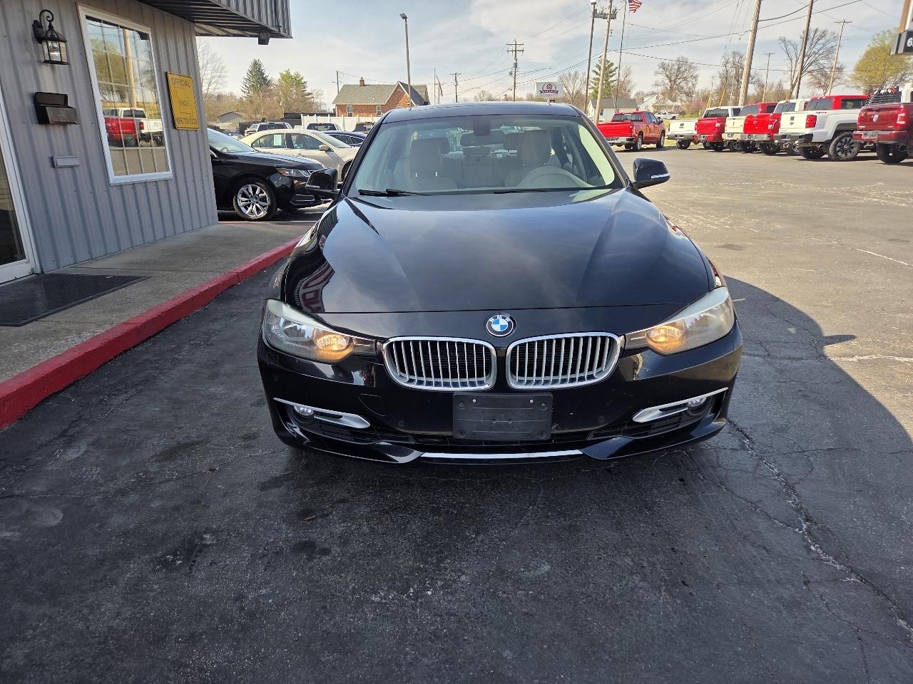 BMW 3-Series 328i xDrive Sedan 2013