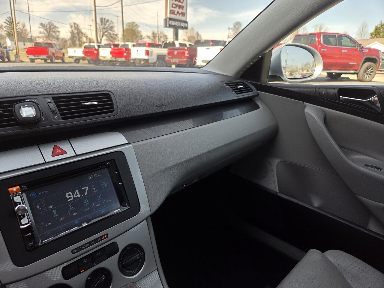 Volkswagen Passat Value Edition 2006