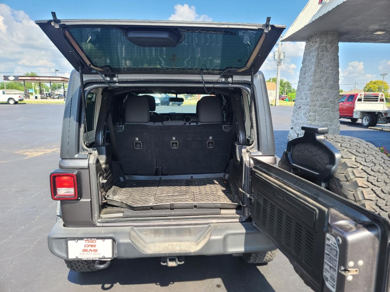 Jeep Wrangler Unlimited Sport 2018
