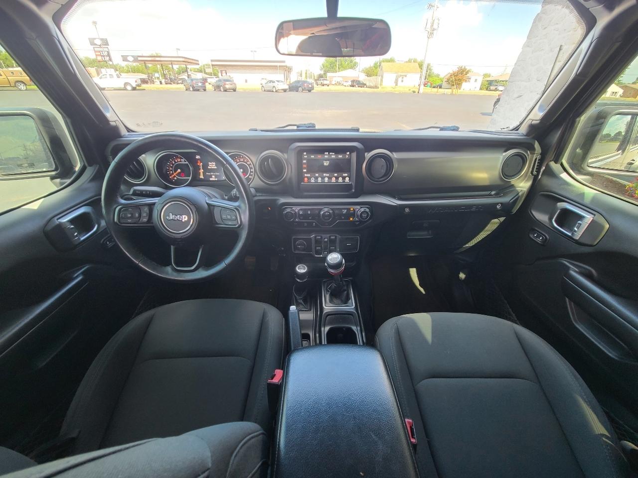 Jeep Wrangler Unlimited Sport 2018