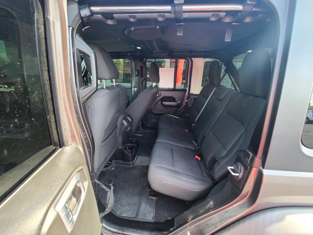Jeep Wrangler Unlimited Sport 2018