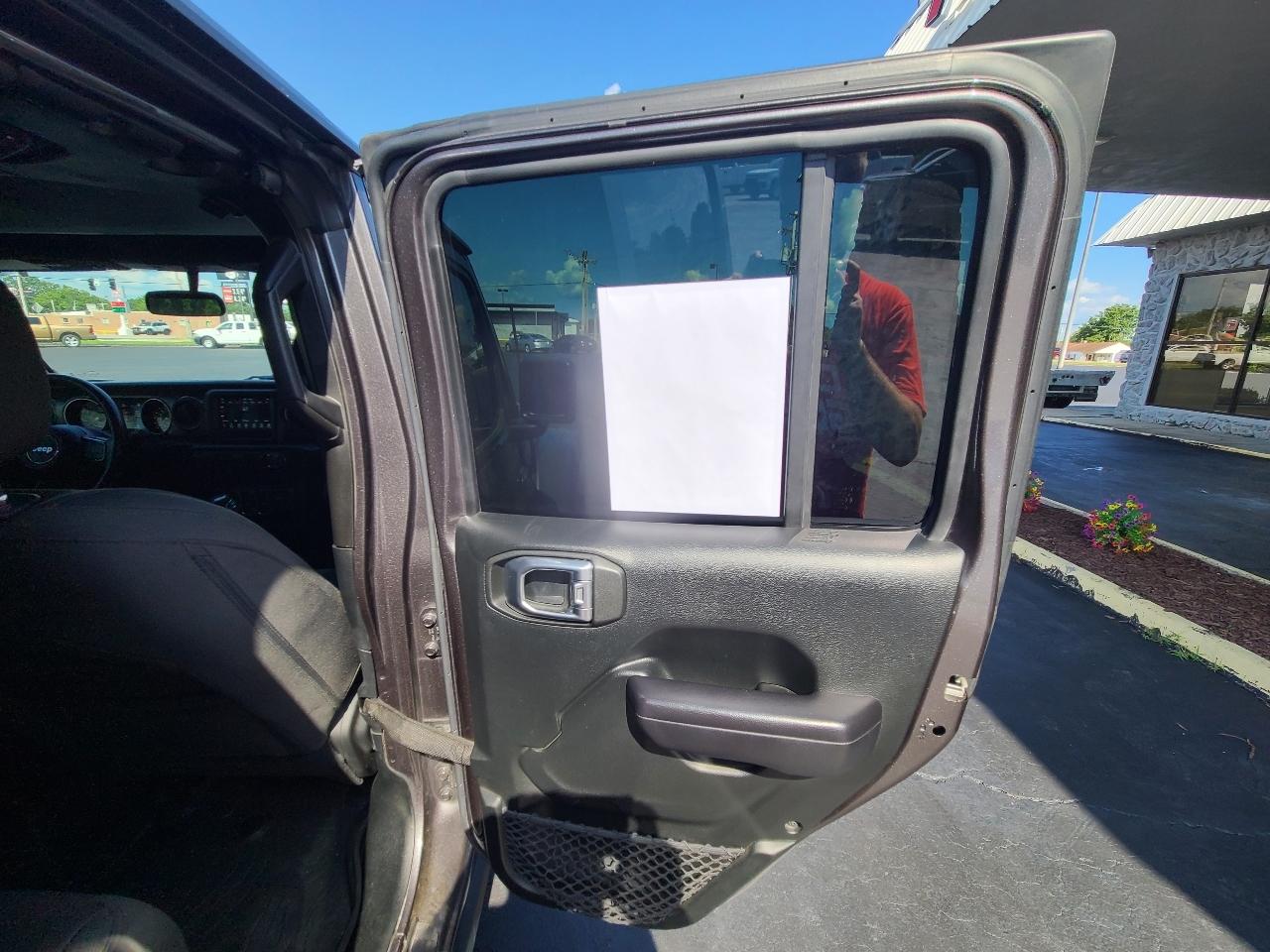 Jeep Wrangler Unlimited Sport 2018
