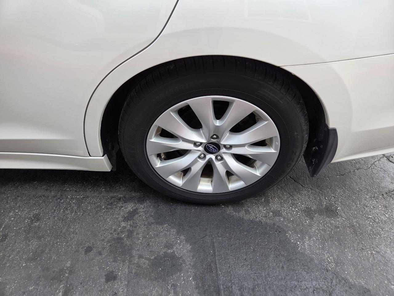 Subaru Legacy 2.5i Premium 2017