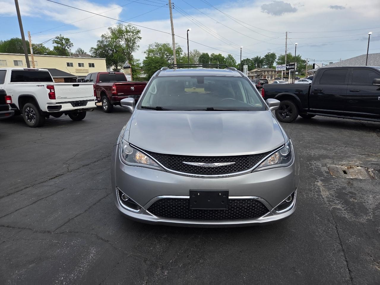 Chrysler Pacifica Touring-L Plus 2017