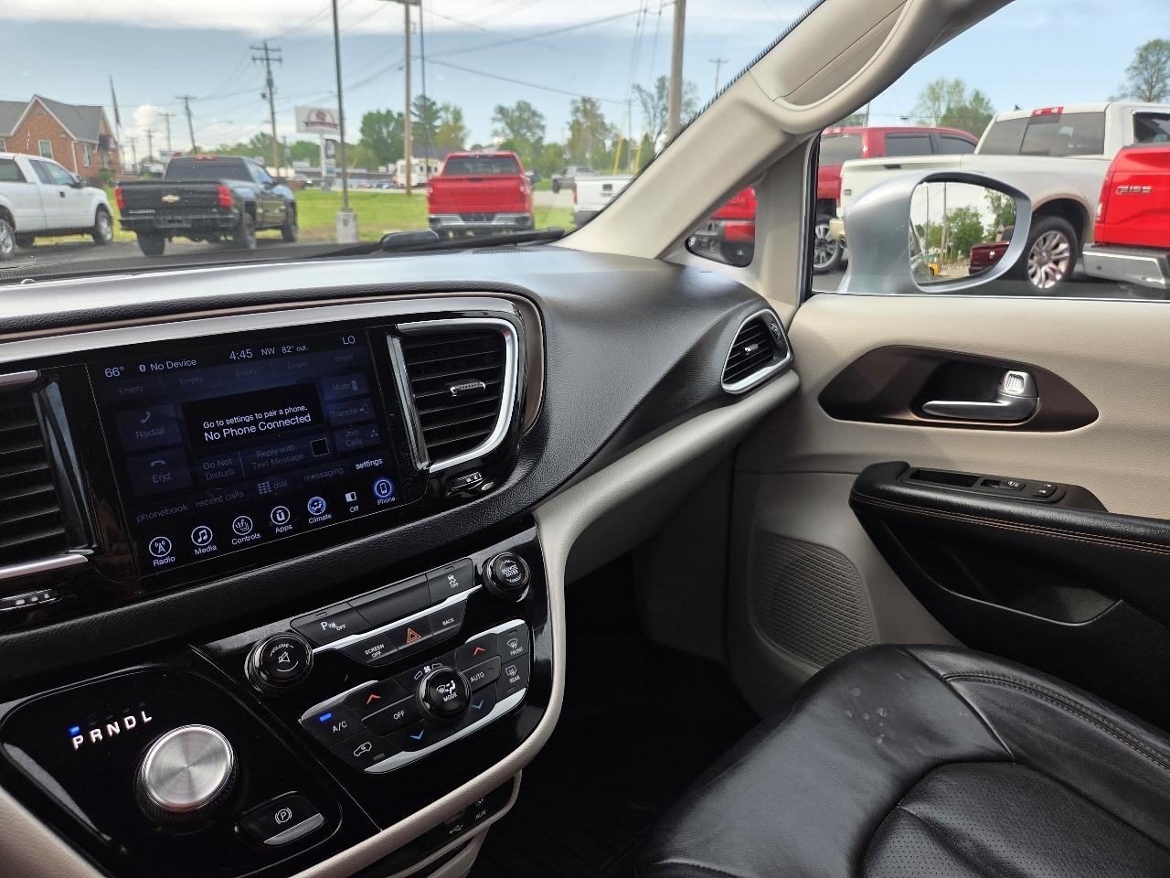 Chrysler Pacifica Touring-L Plus 2017