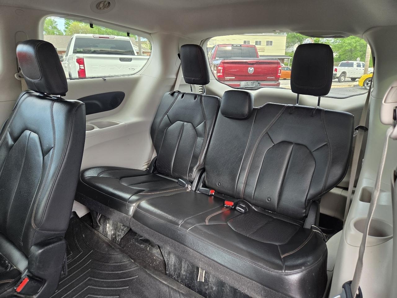 Chrysler Pacifica Touring-L Plus 2017