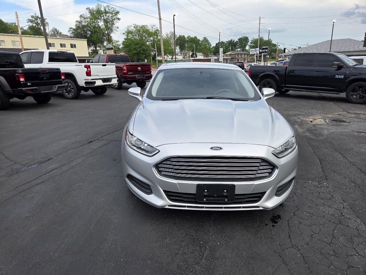 Ford Fusion Hybrid SE 2014