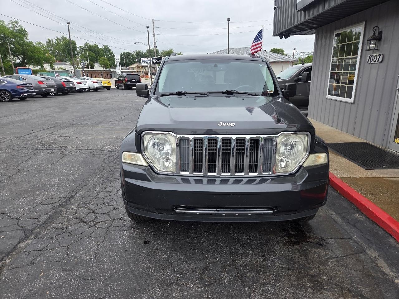Jeep Liberty Limited 4WD 2011