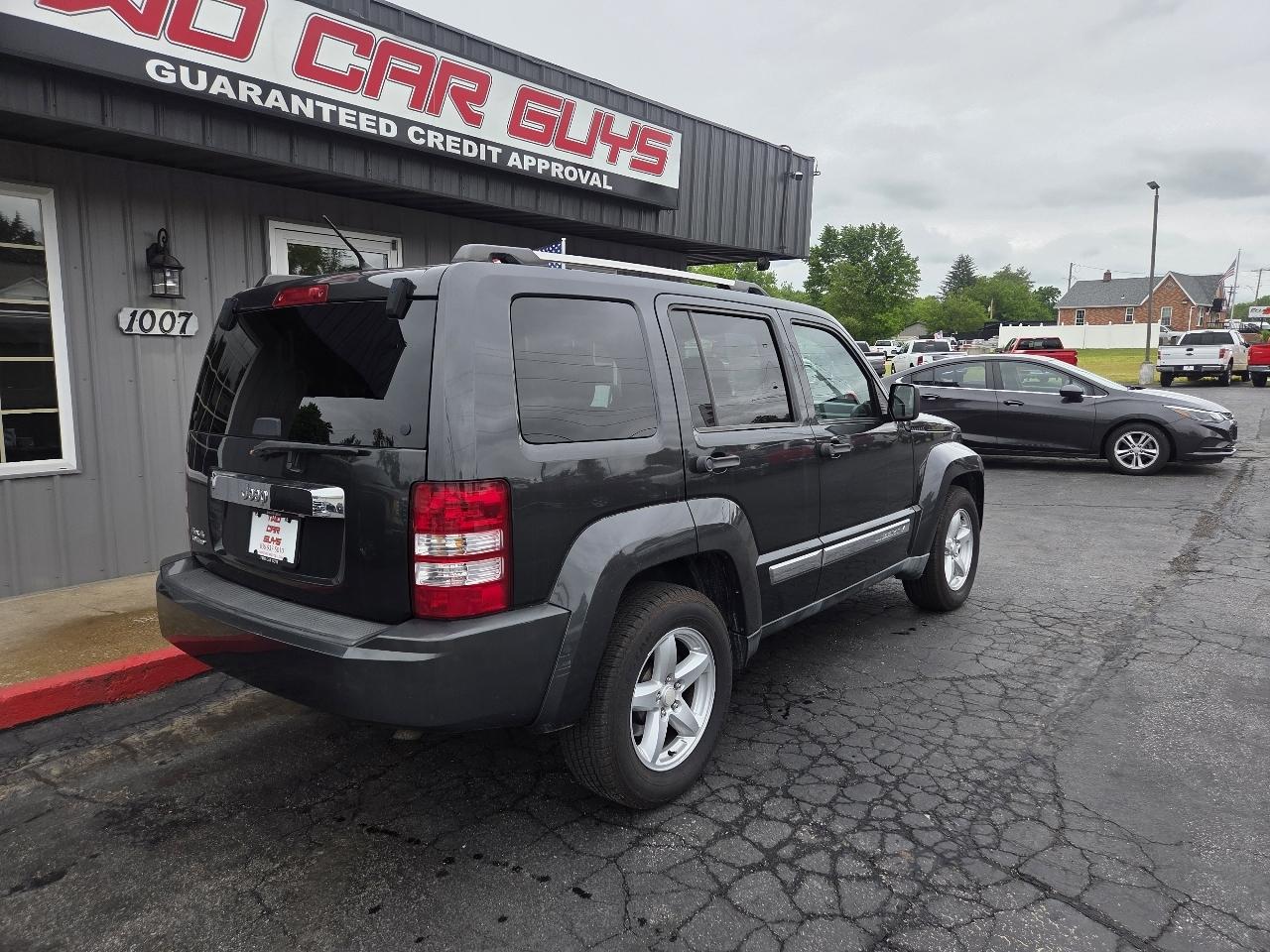 Jeep Liberty Limited 4WD 2011