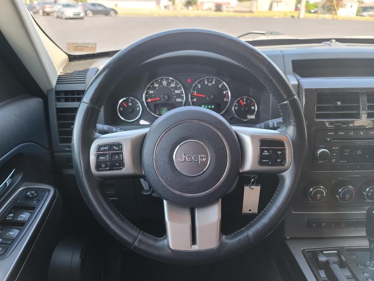 Jeep Liberty Limited 4WD 2011