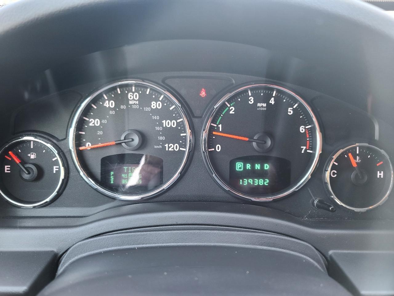 Jeep Liberty Limited 4WD 2011
