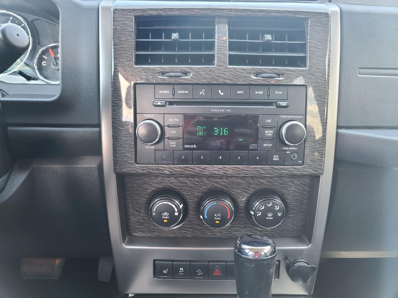 Jeep Liberty Limited 4WD 2011