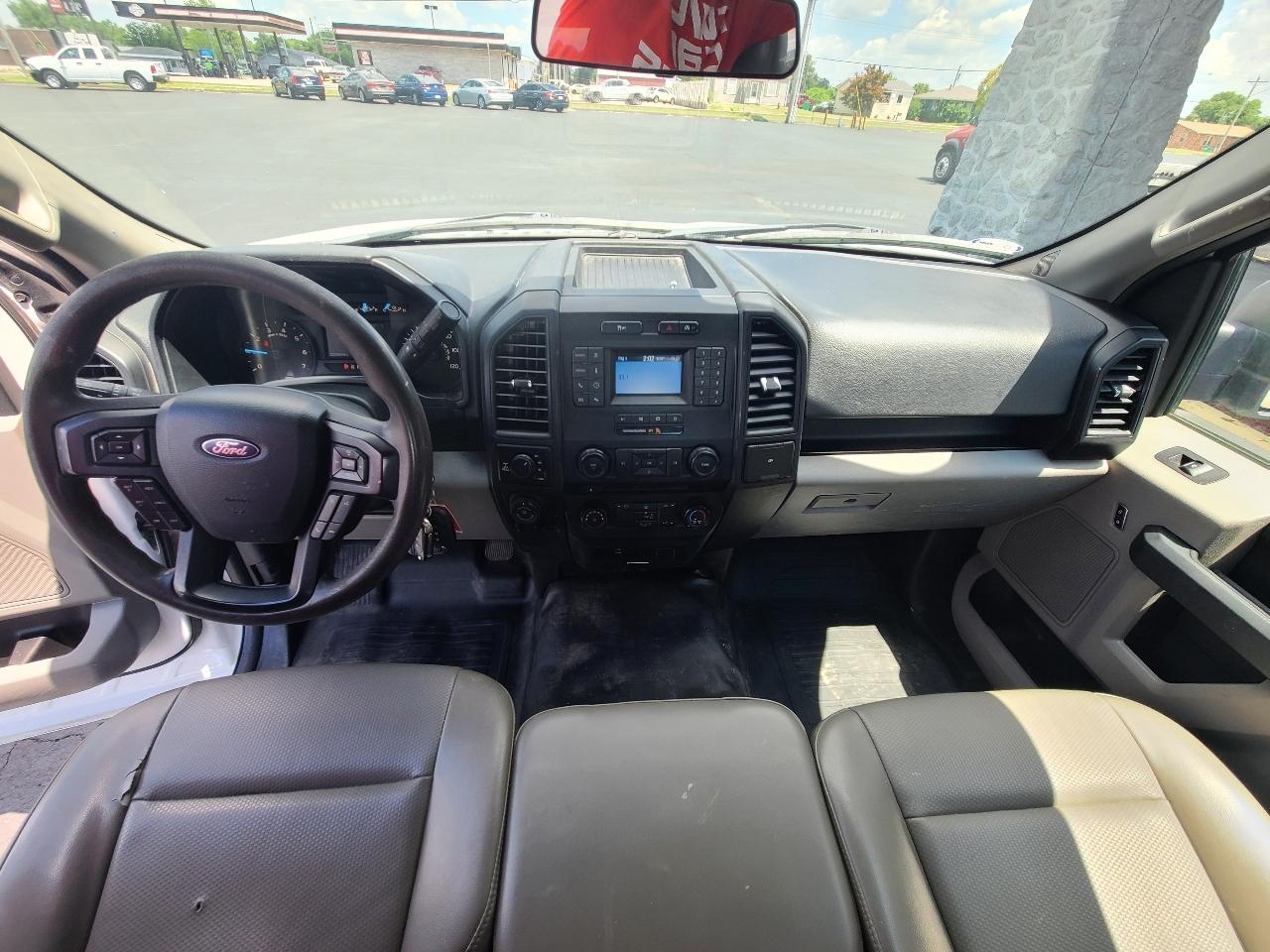 Ford F-150 XL 8-ft. Bed 4WD 2018
