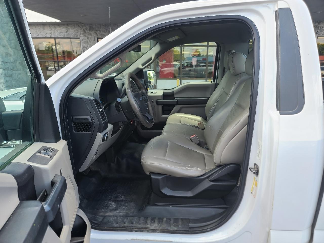 Ford F-150 XL 8-ft. Bed 4WD 2018