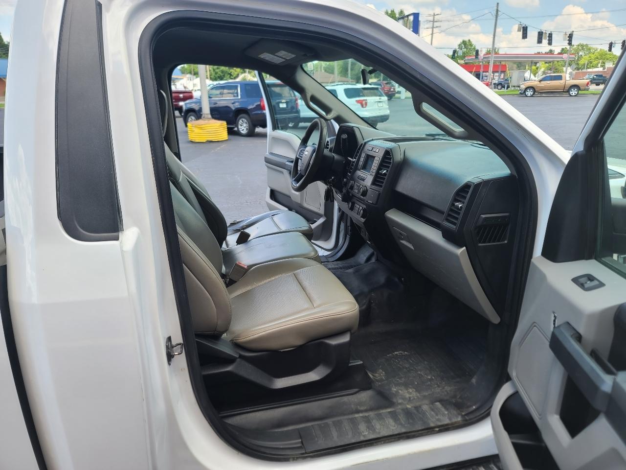 Ford F-150 XL 8-ft. Bed 4WD 2018