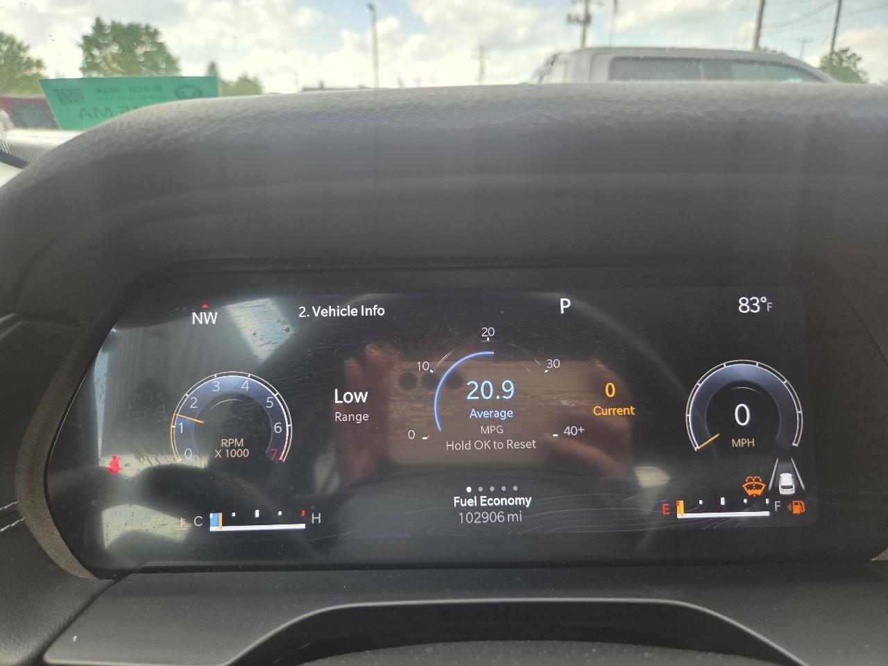 Jeep Grand Cherokee Laredo 4WD 2023