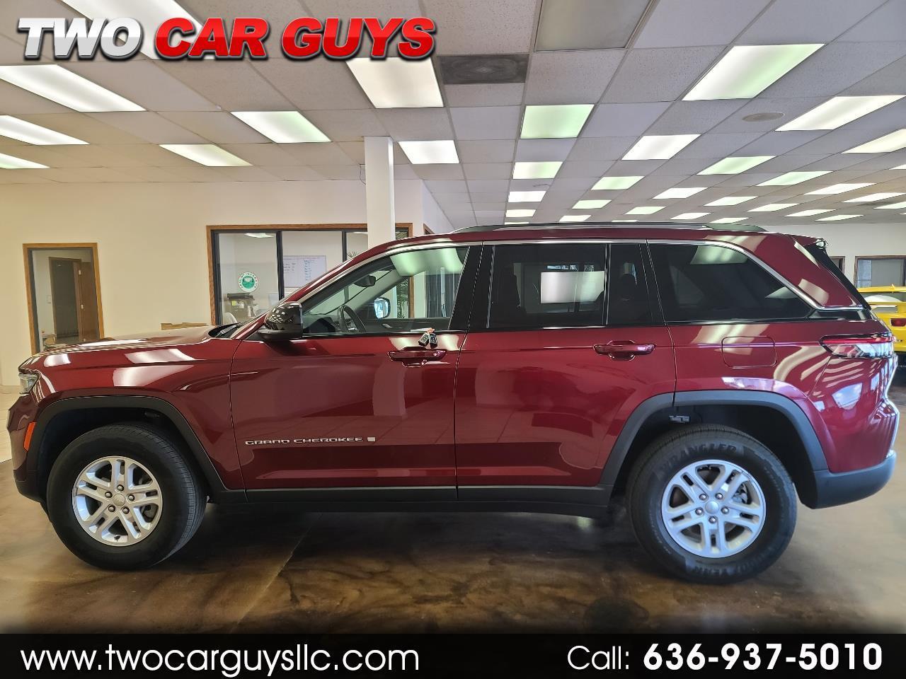 2023 Jeep Grand Cherokee Laredo 4WD